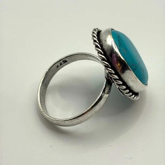 Turquoise Southwestern Style Turquoise Howlite Silver Women's Ring Size 8.5 - Picture 4 of 6